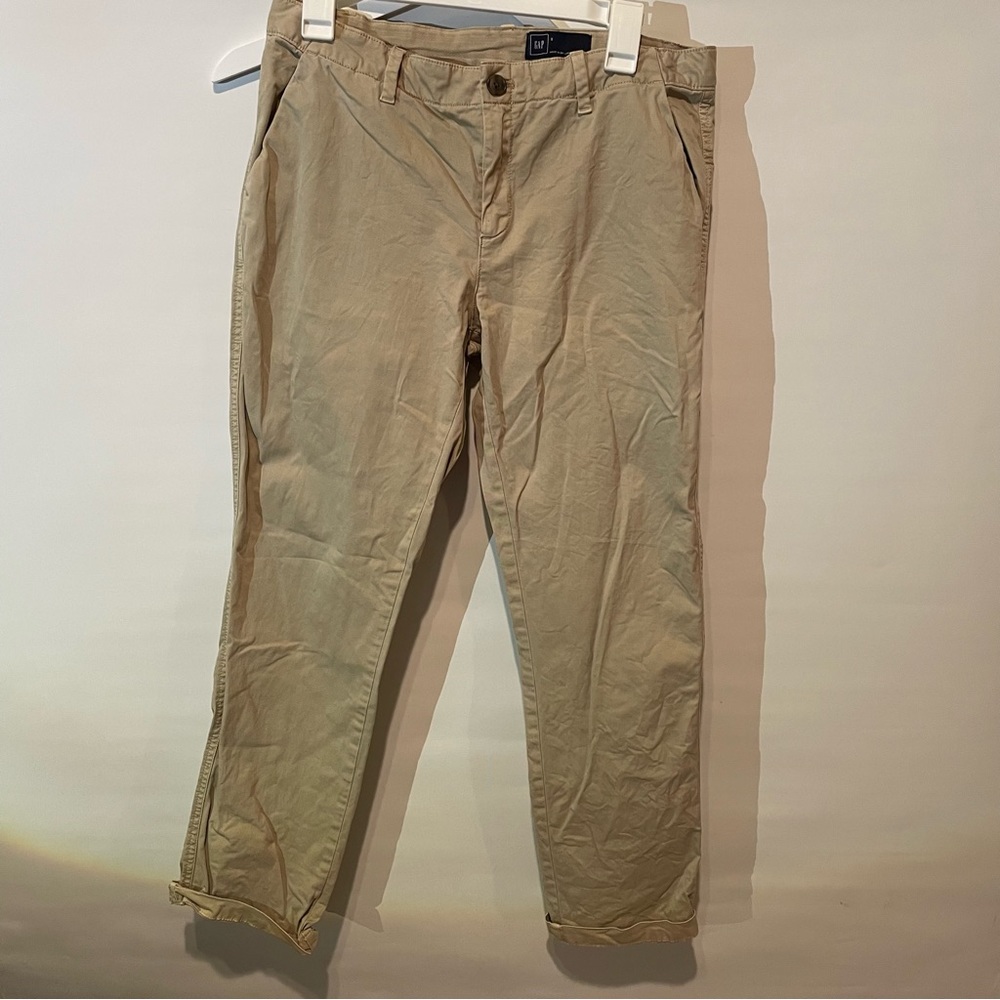 Gap khaki pants for women